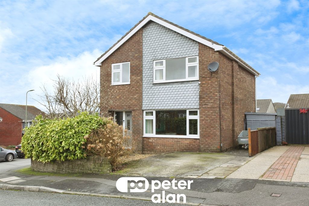 Property photo 1 of 46