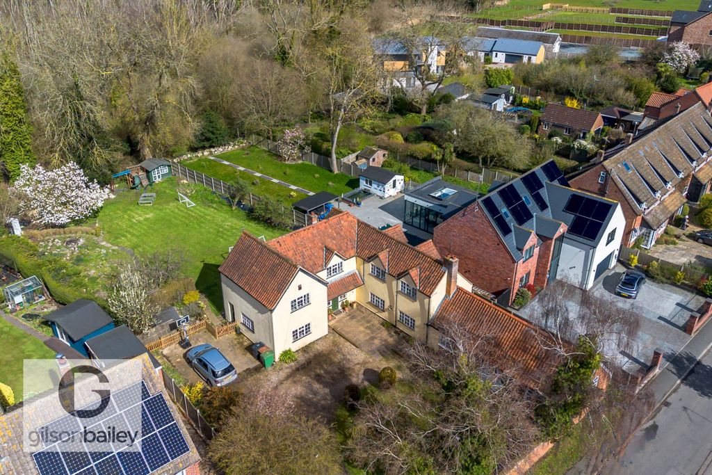 Property photo 1 of 27