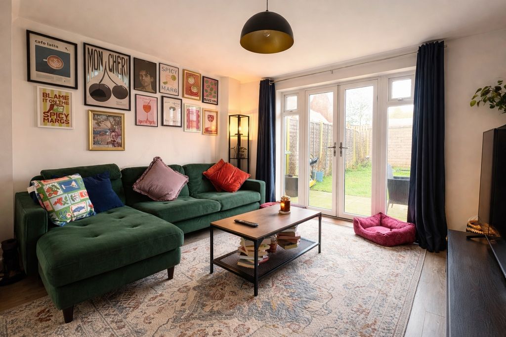 Property photo 3 of 11 Picture 3