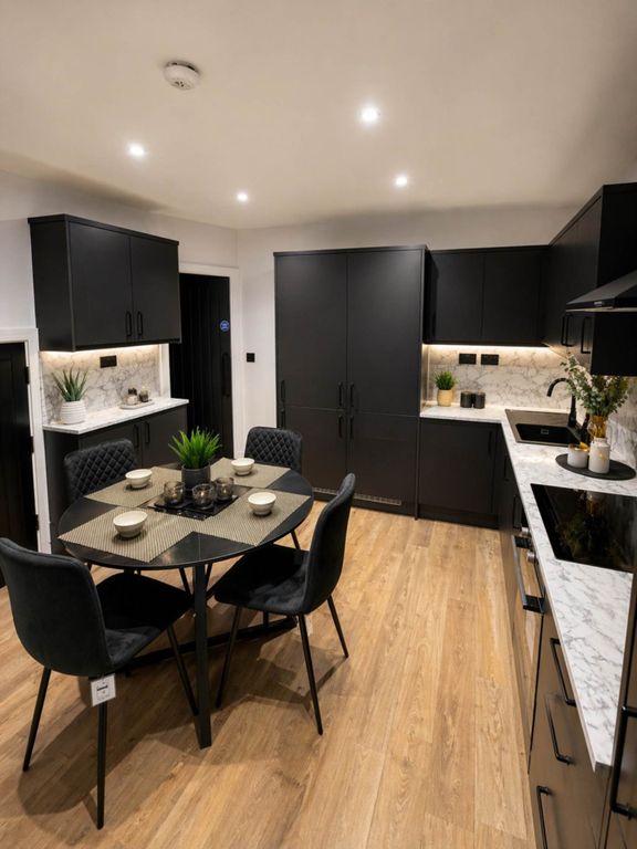 Property photo 3 of 3