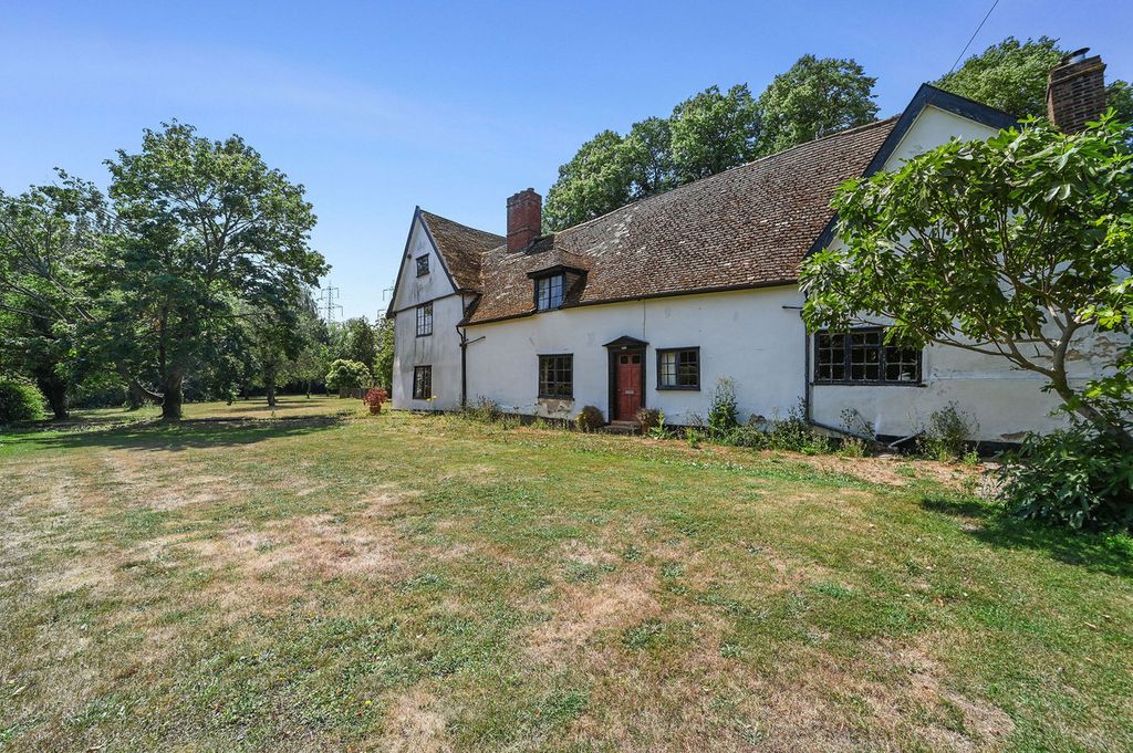 Property photo 2 of 27