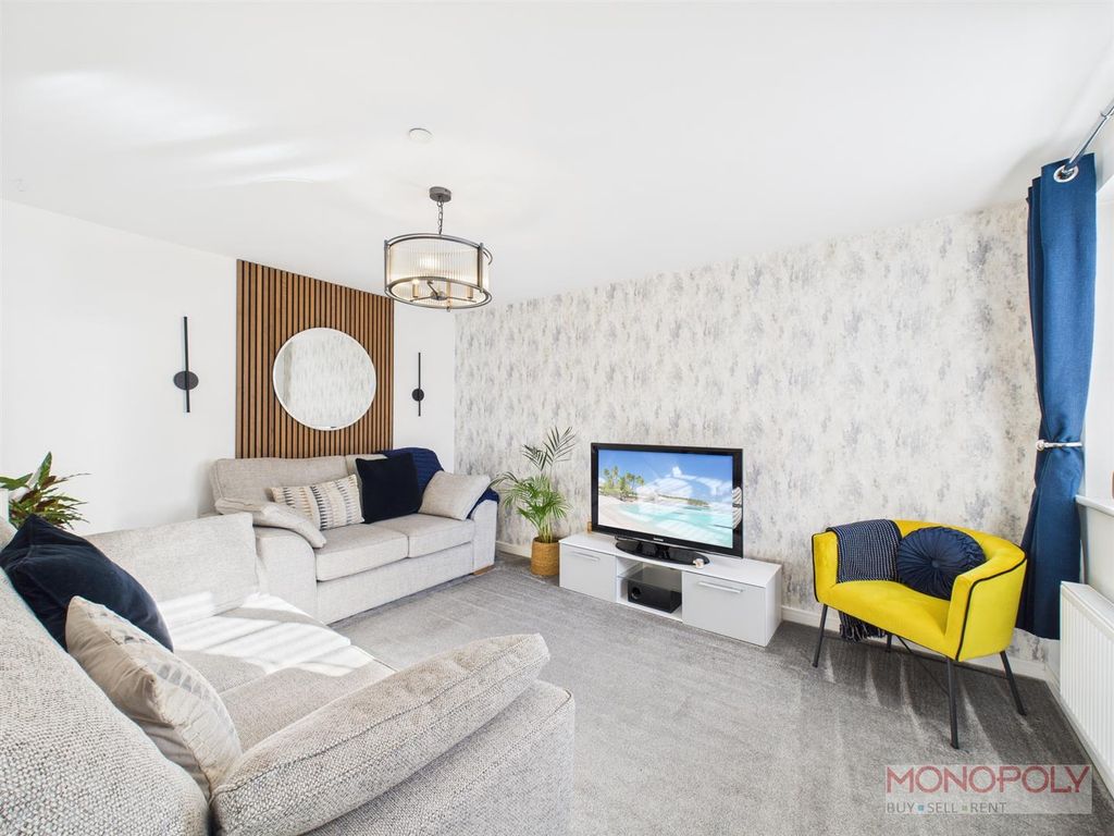 Property photo 2 of 29 Cam01943G0-Pr0552-Still003.Jpg