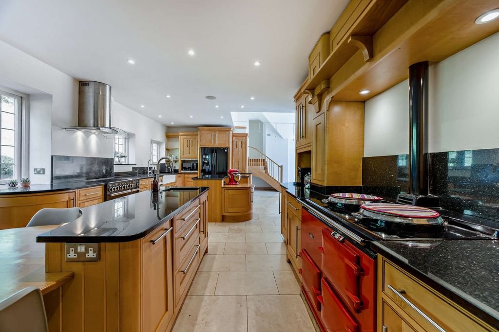Additional image 5 of 6 bed detached house for saleBurys Bank Road, Greenham, Thatcham, Berkshire RG19