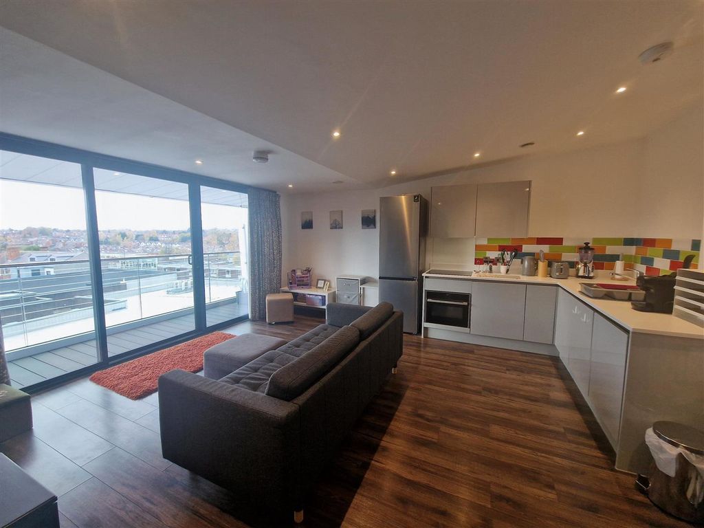 Property photo 2 of 9 20251106_130710.Jpg