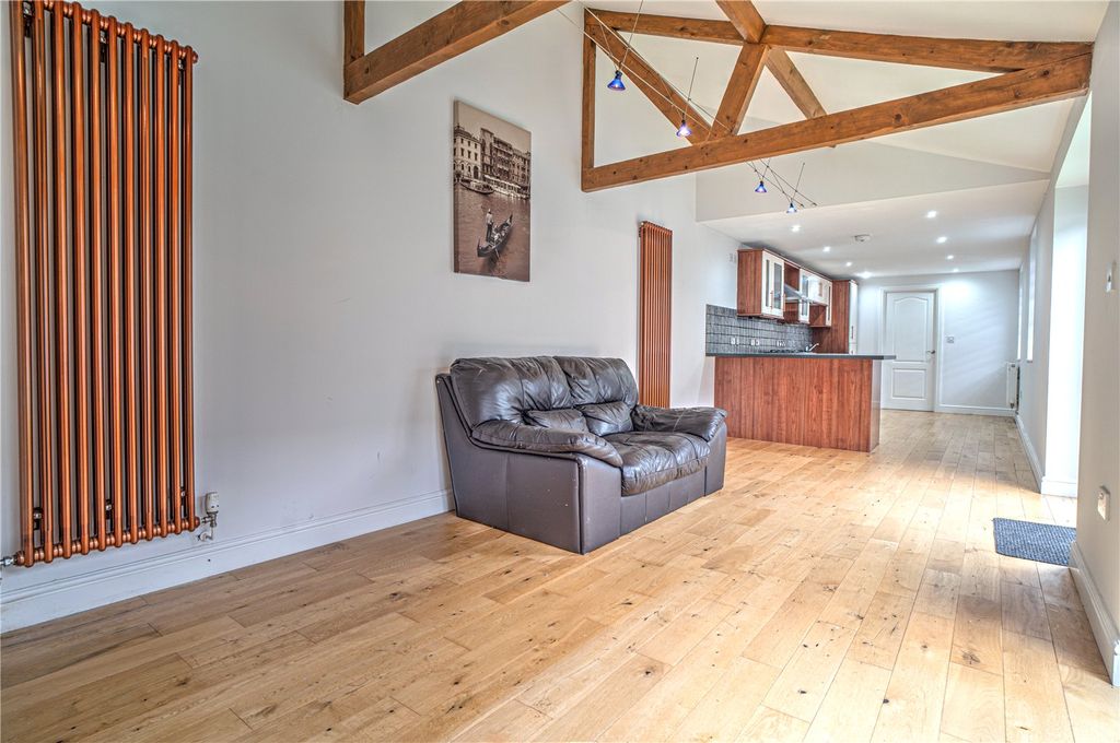 Property photo 3 of 9 Picture No. 03