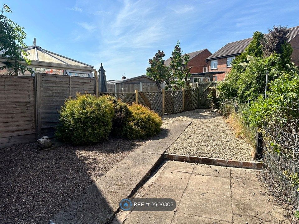 Property photo 3 of 17