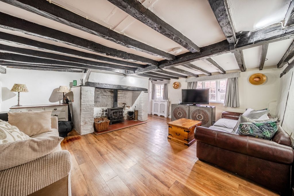 Property photo 3 of 18