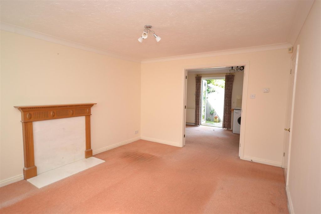 Property photo 3 of 13