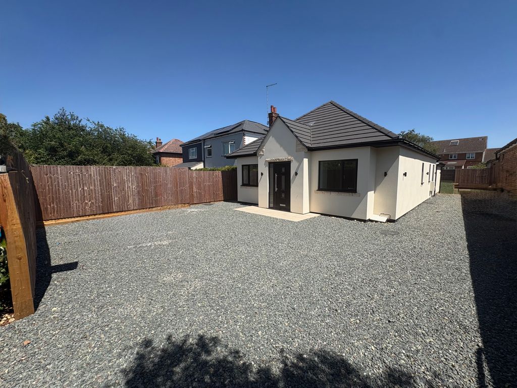 Property photo 1 of 40 Img_2547