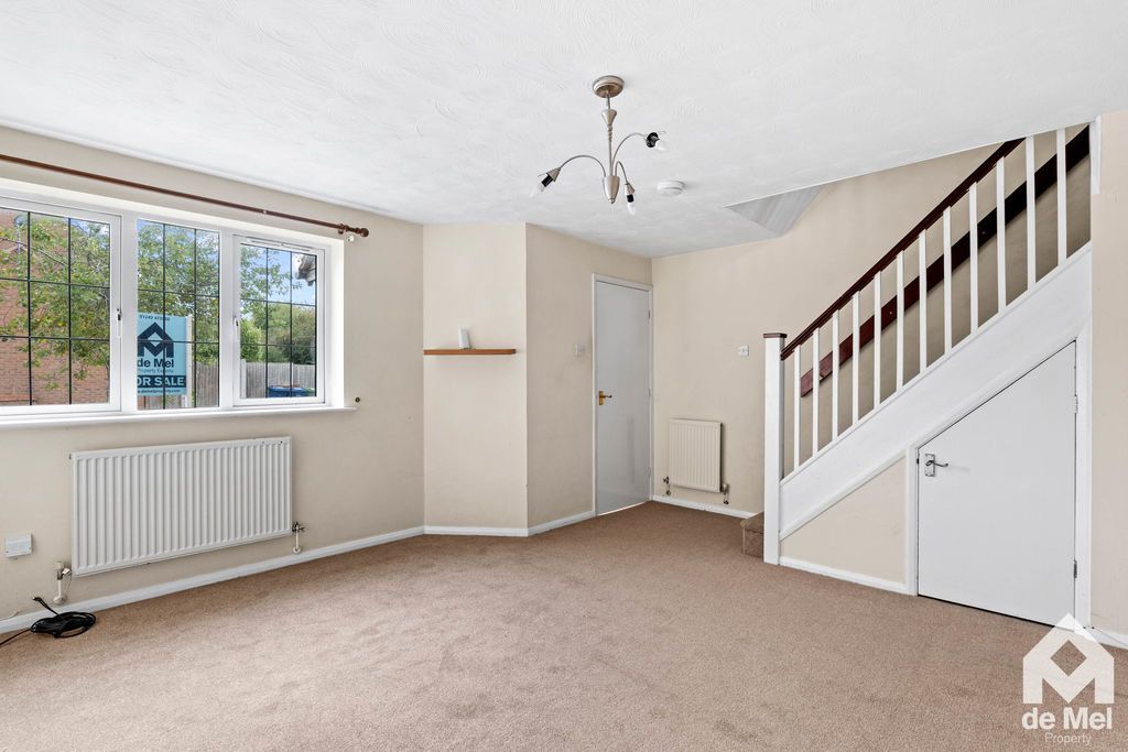 Property photo 2 of 12 Photo 9