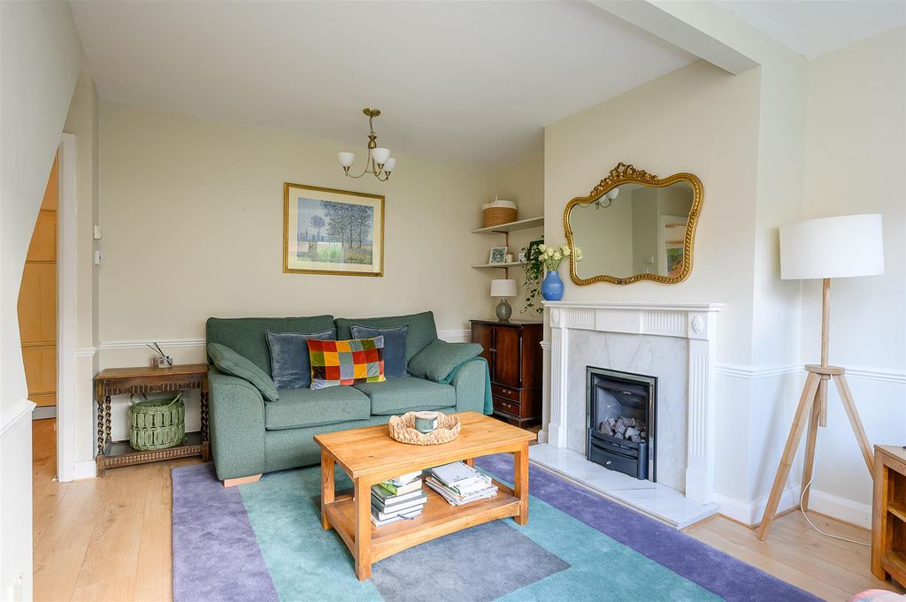 Property photo 3 of 16 Living Room 2