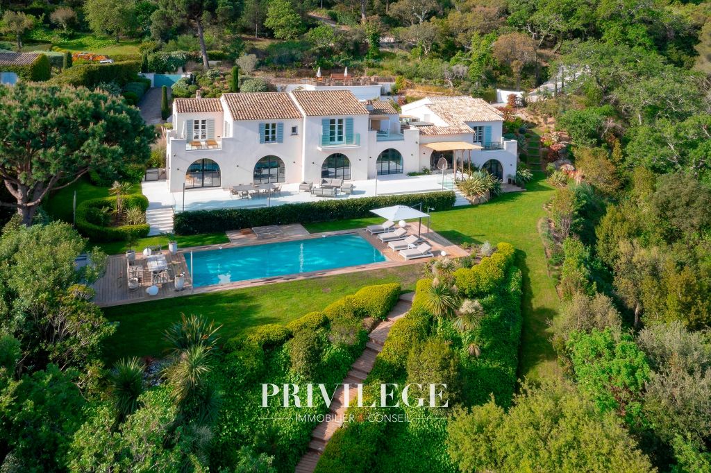 Property photo 1 of 33