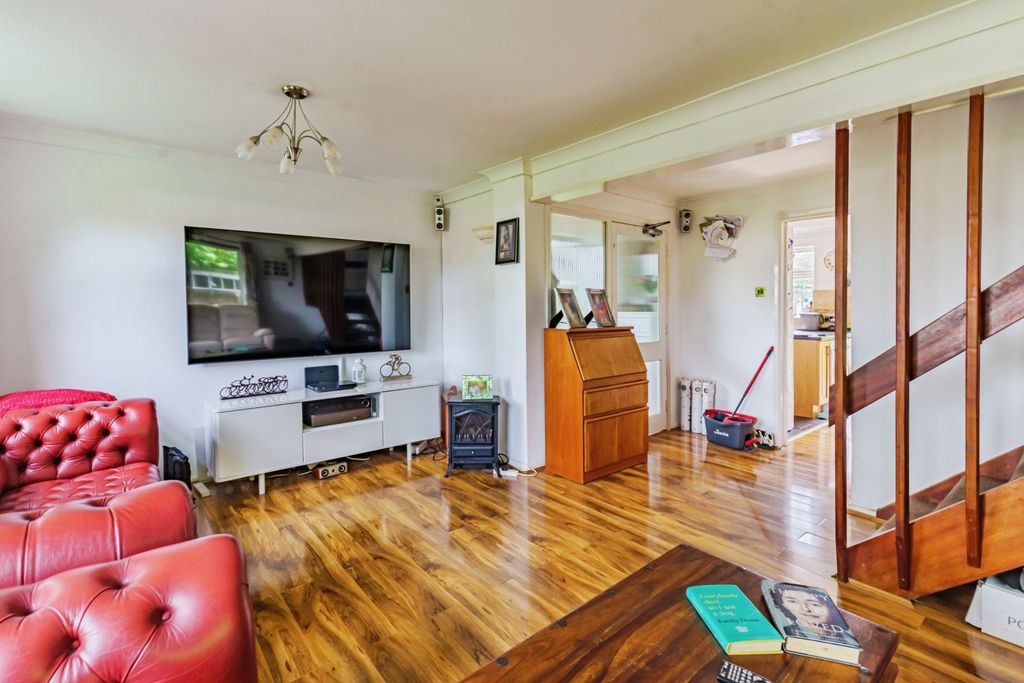 Property photo 2 of 15