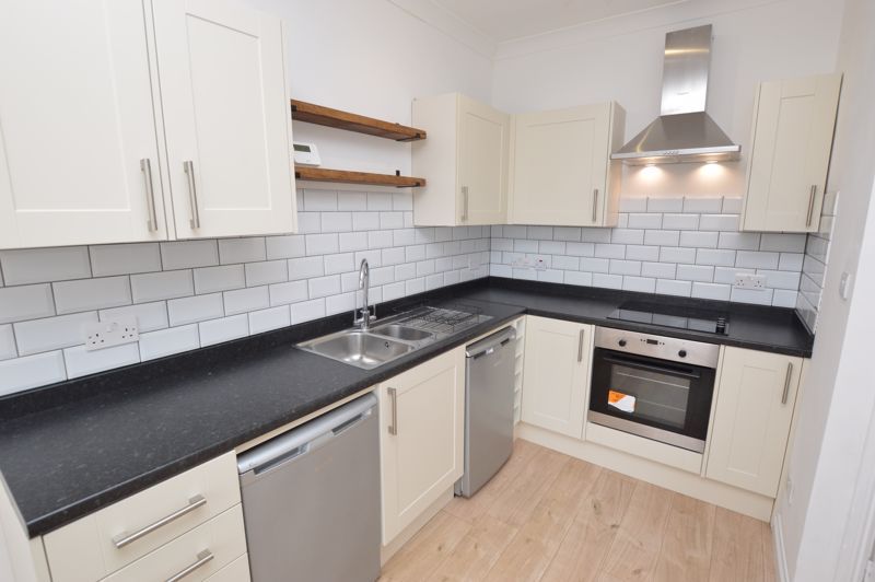 Property photo 2 of 6 Modern Kitchen