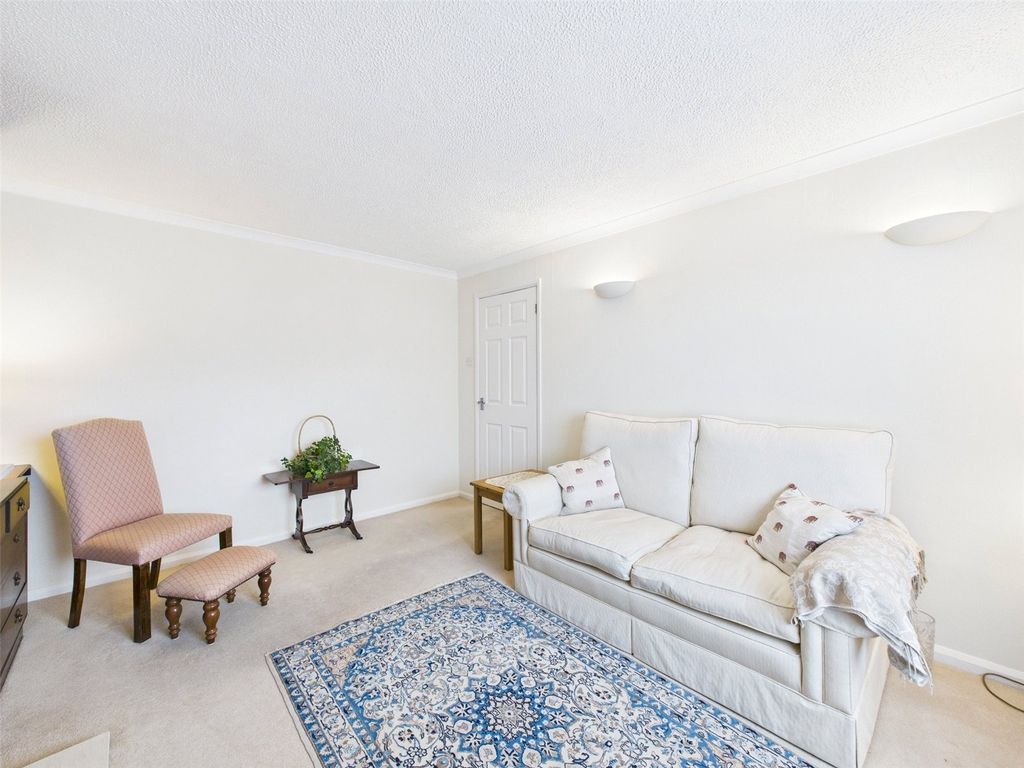 Property photo 2 of 12 Picture No. 07