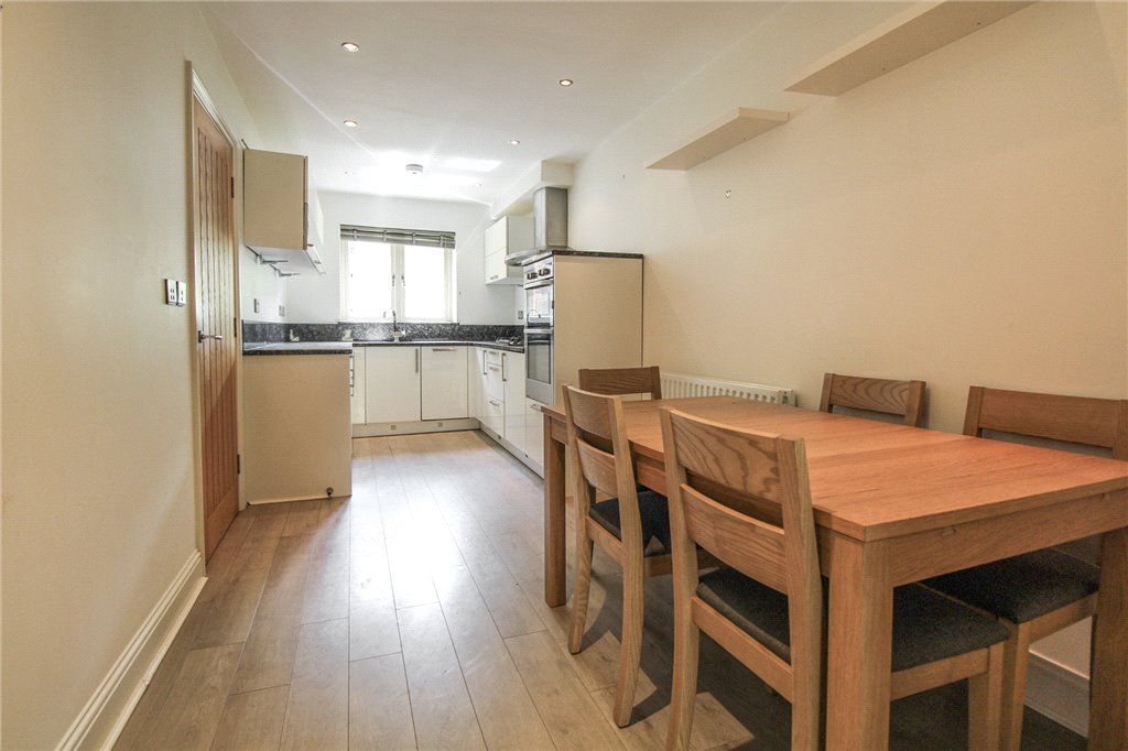 Property photo 3 of 17 Dining Kitchen