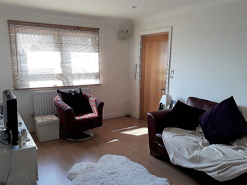 Property photo 2 of 6 Open Plan Living Roo