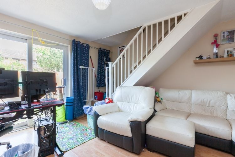 Property photo 2 of 9 280585