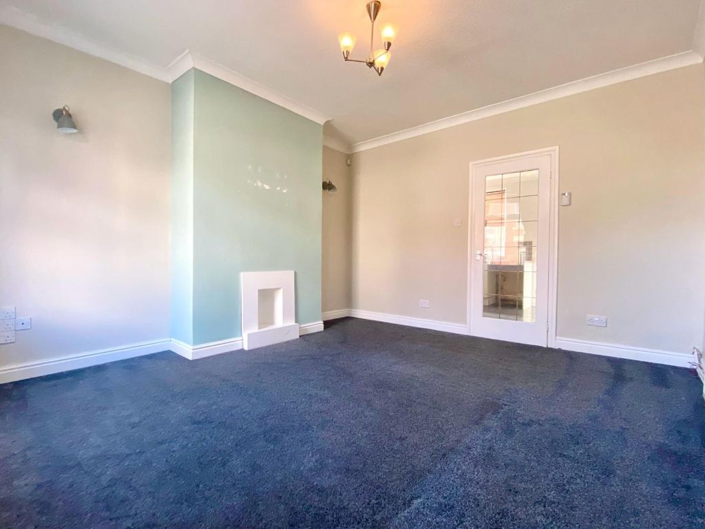 Property photo 2 of 12 683Aeda9-7ba1-4F40-9412-845249A506E1.Jpg