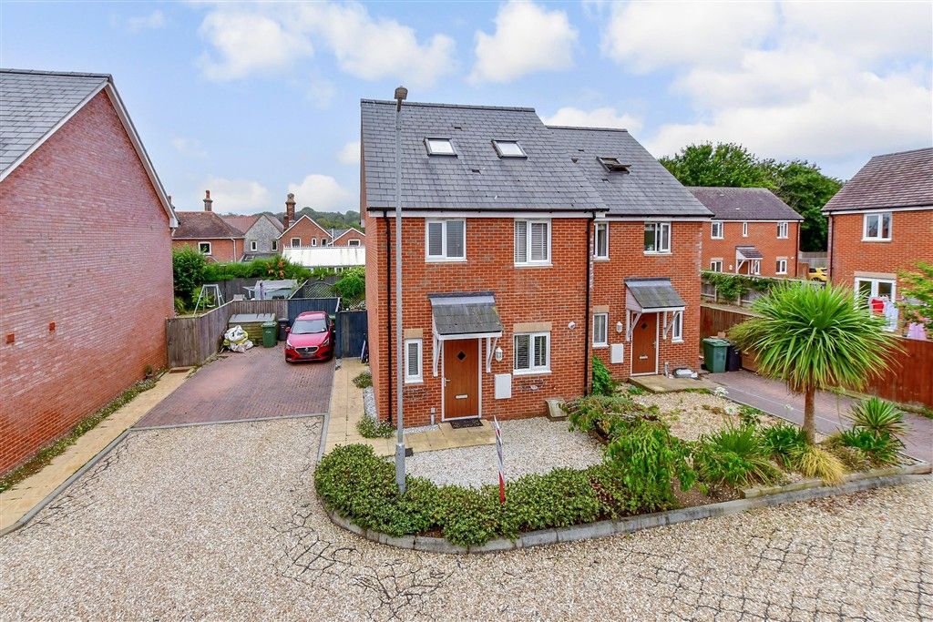 Property photo 1 of 10 Front Web