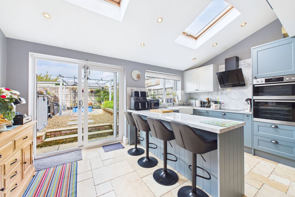 Property photo 3 of 13 Open Plan Family Dining Kitchen