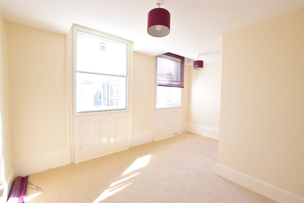 Property photo 2 of 5 Picture No. 03