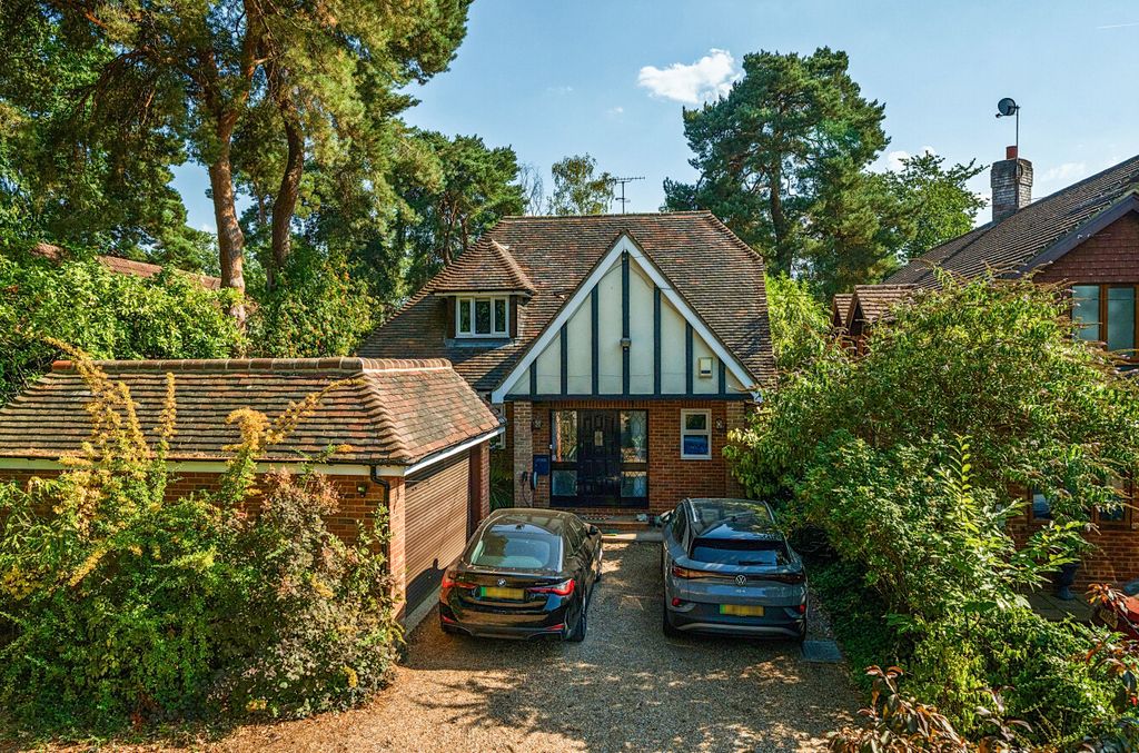 Property photo 1 of 37 1502336-2-1A000d8...