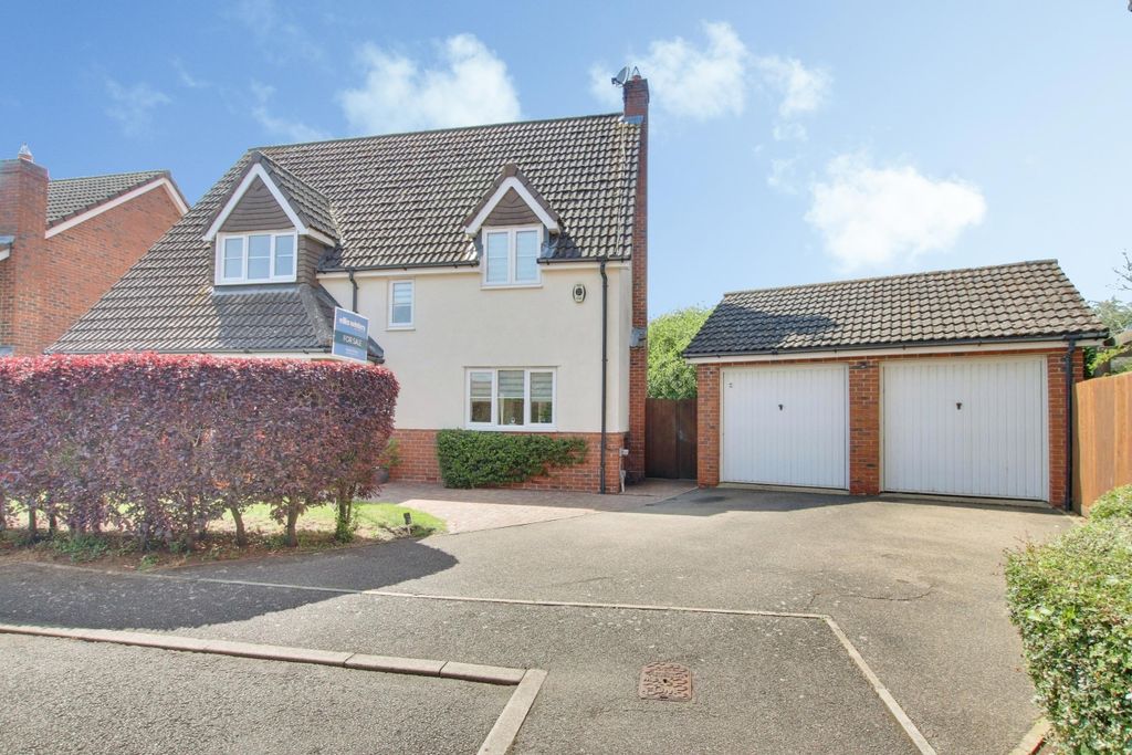 Property photo 1 of 28
