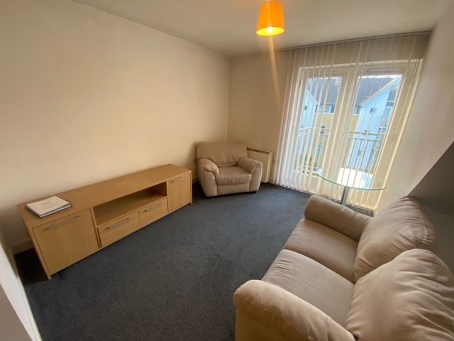 Property photo 2 of 10 Living Room