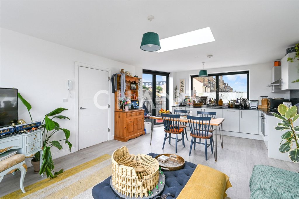 Property photo 2 of 12 Picture No. 07