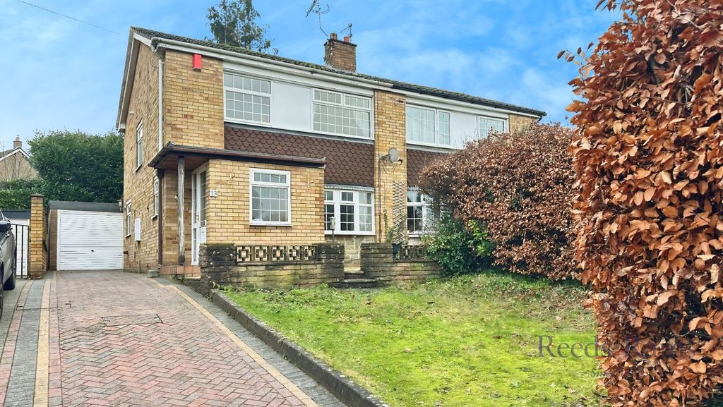 Property photo 1 of 14 Front