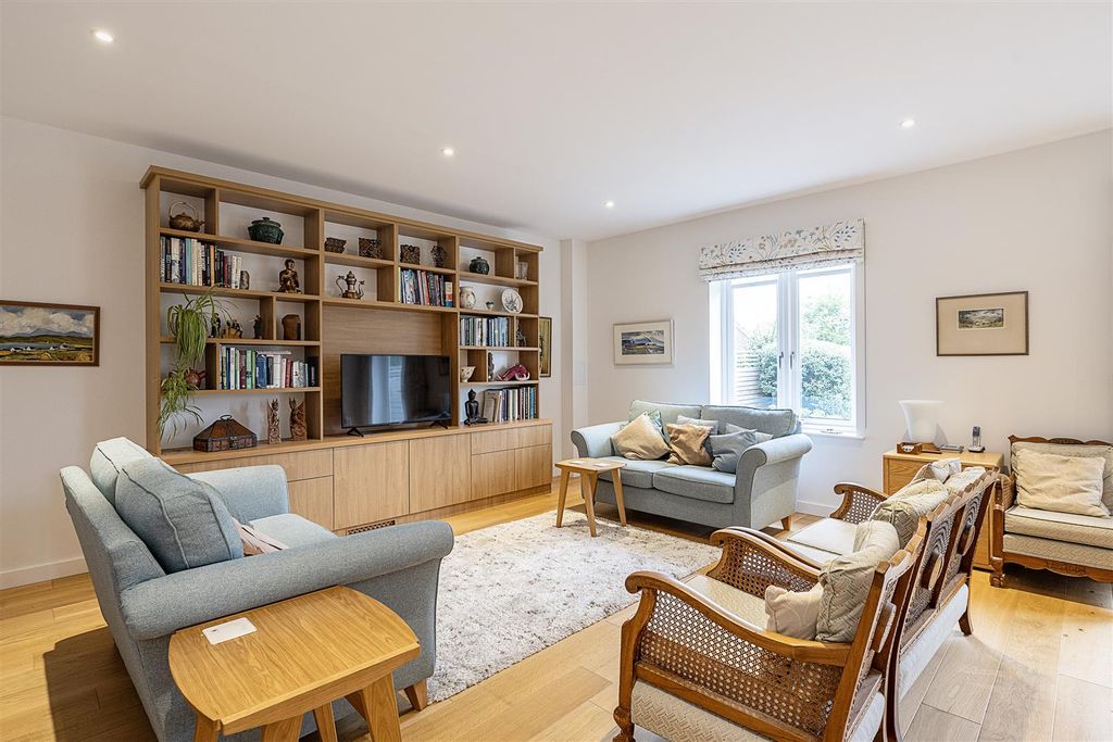 Property photo 3 of 12 Dsc_2463.Jpg