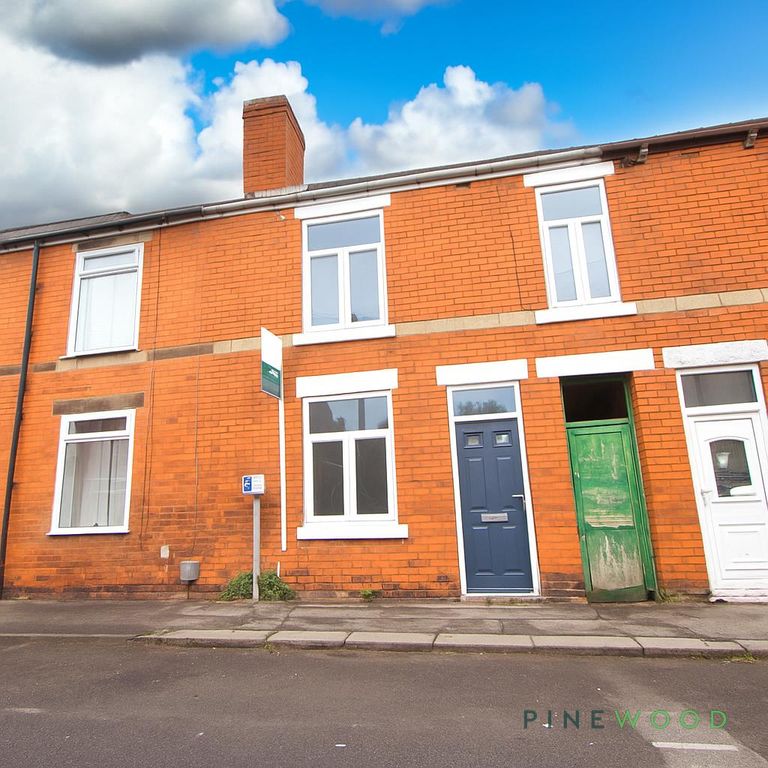 Property photo 1 of 21 Front