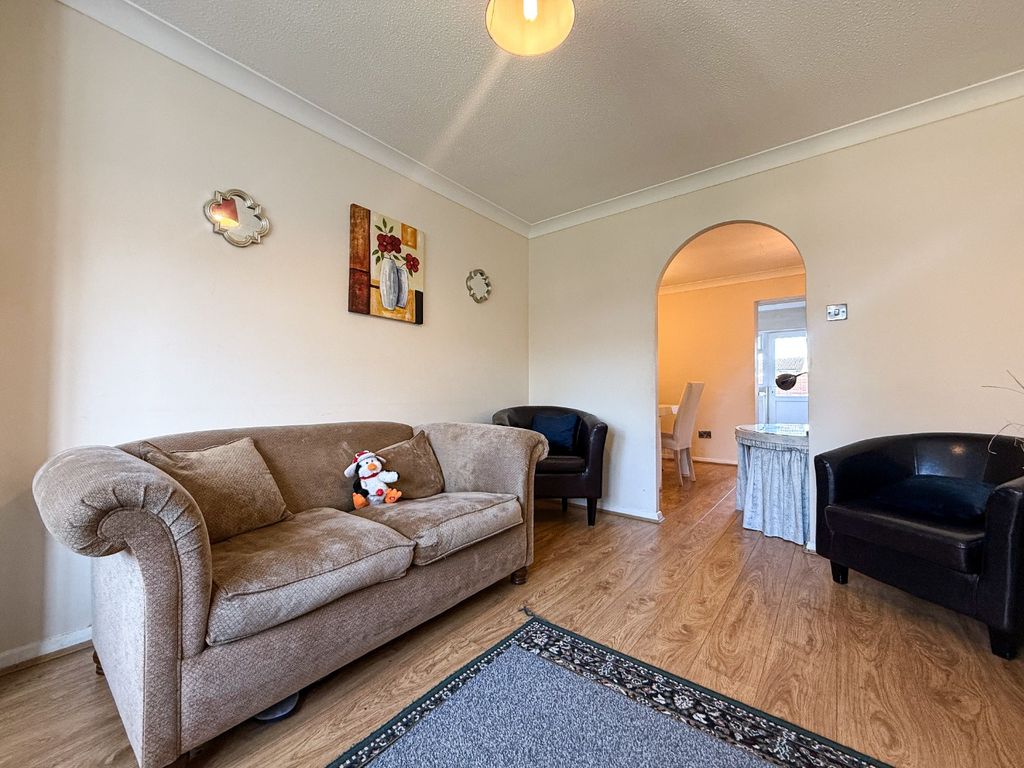 Property photo 3 of 13 3290115
