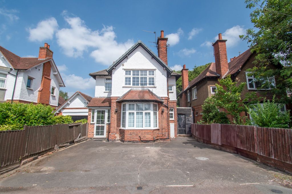 Property photo 1 of 16