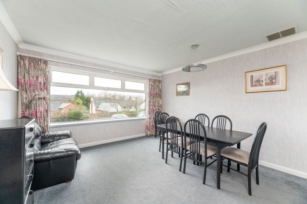 Property photo 3 of 40 Dining Room
