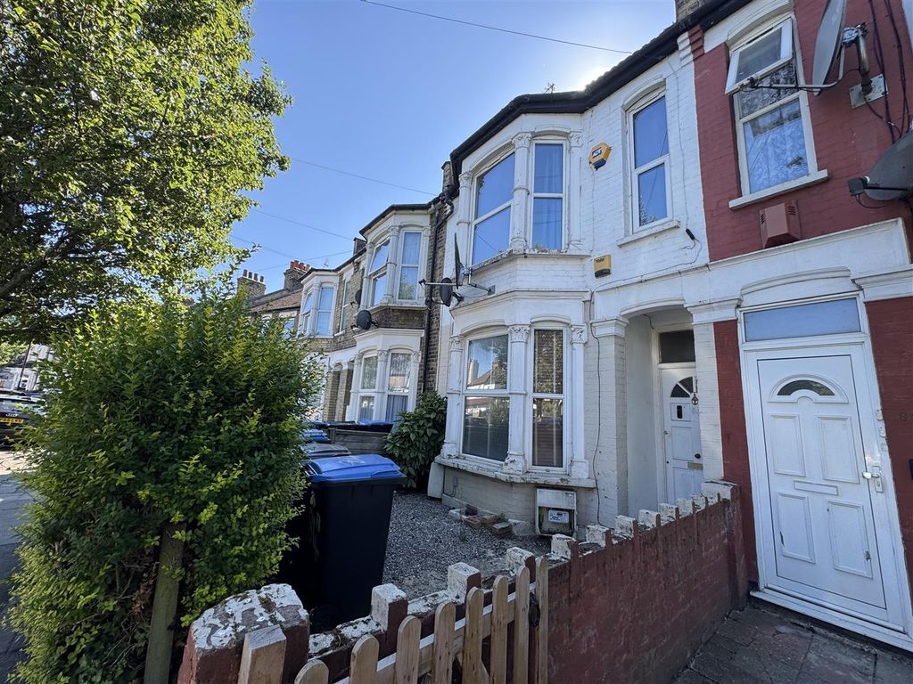 Property photo 1 of 9 Balham Road N9