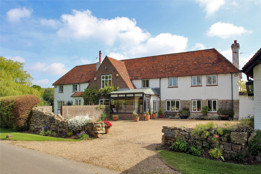 Property photo 1 of 16 The Farmhouse, Sweethaws Lane