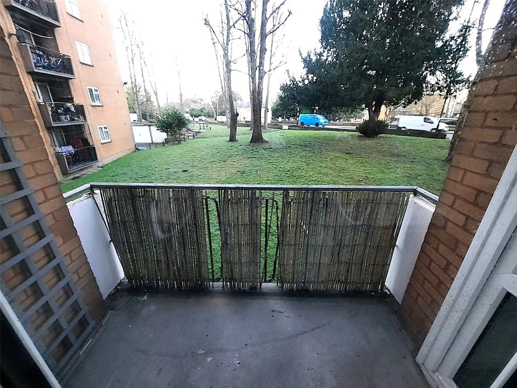 Property photo 3 of 10 Picture No. 05