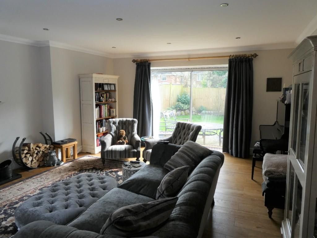 Property photo 2 of 25
