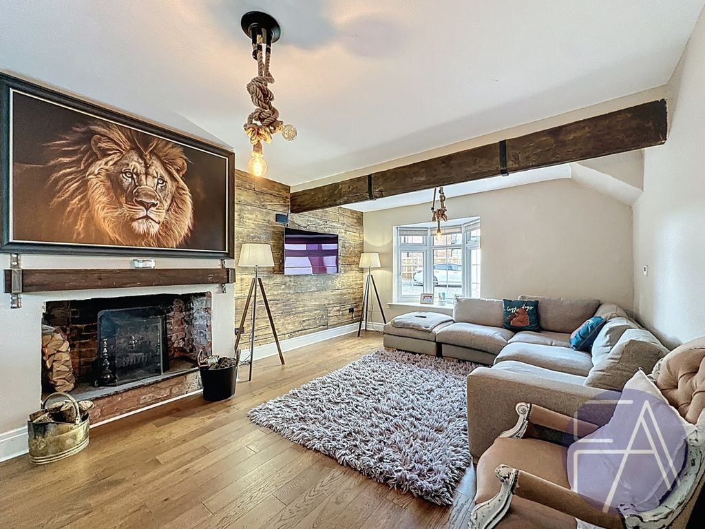 Property photo 3 of 33 4569135