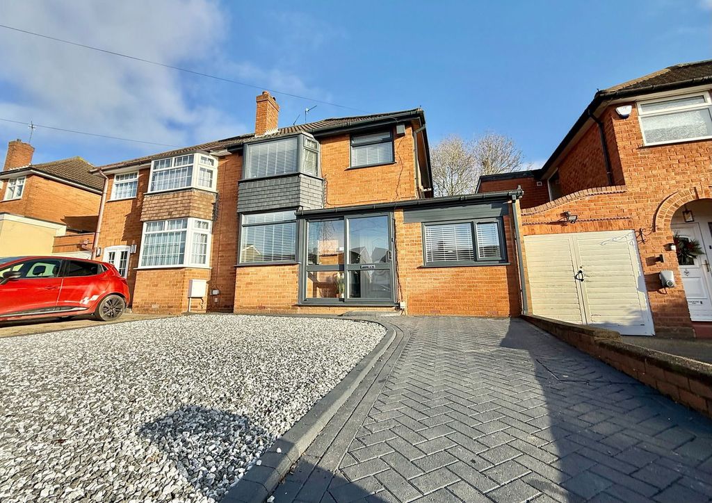 Property photo 1 of 27