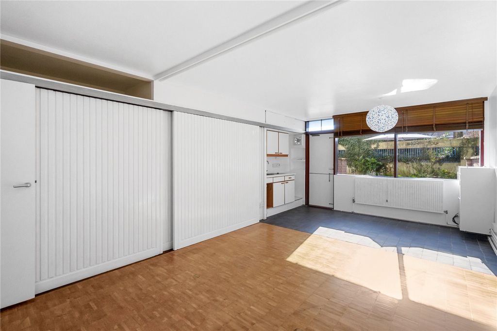 Property photo 1 of 12 Picture No. 05