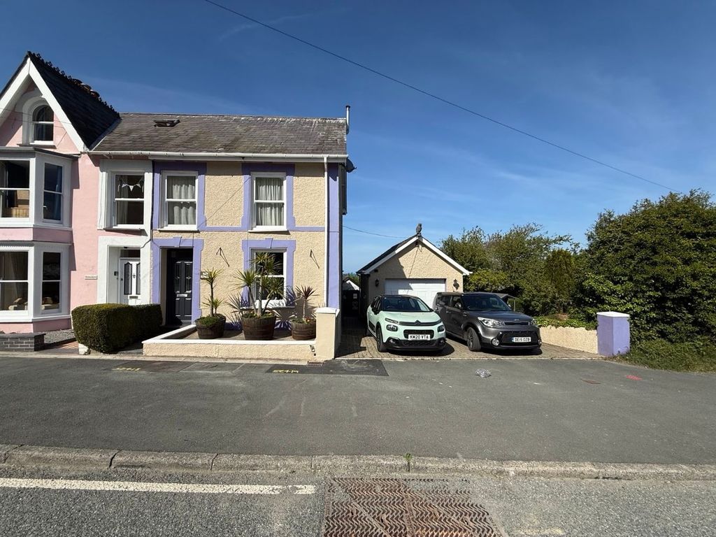 Property photo 1 of 35