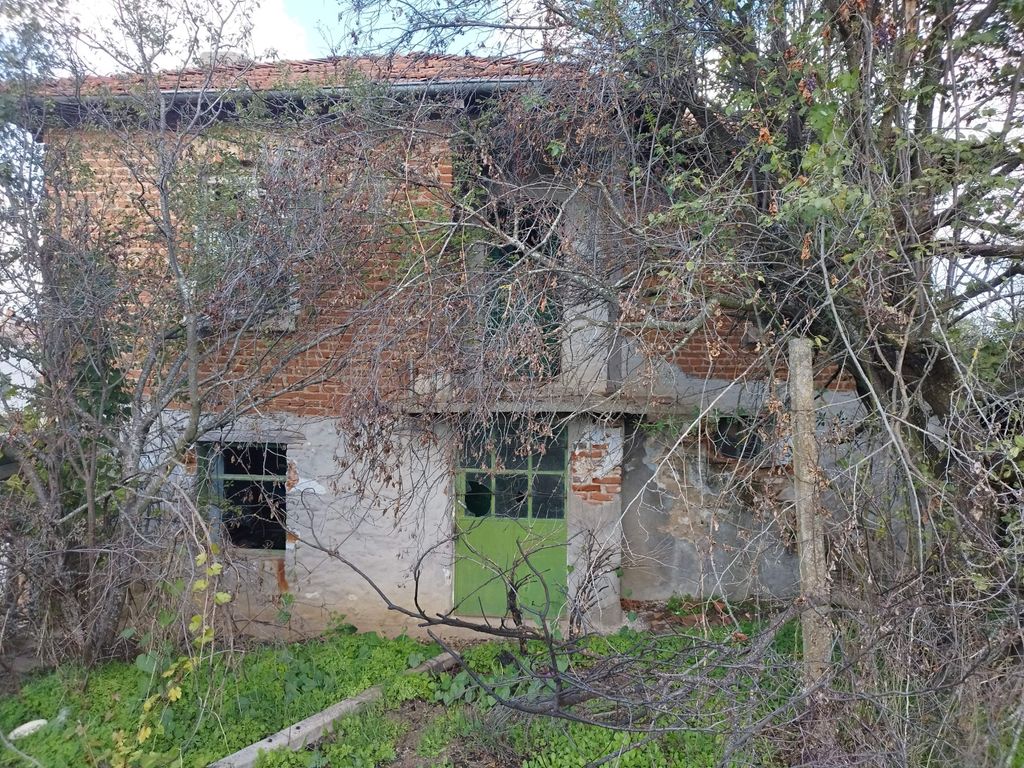 Property photo 2 of 5