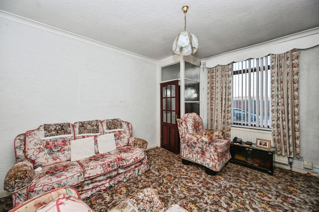 Property photo 3 of 15