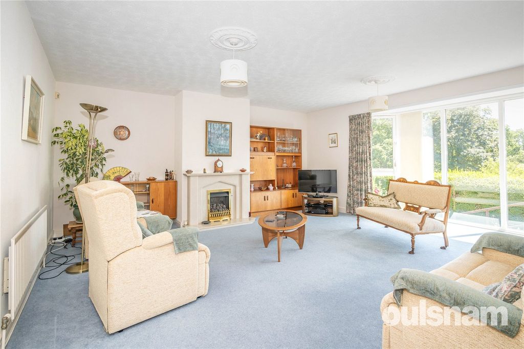 Property photo 2 of 32 Picture No. 02
