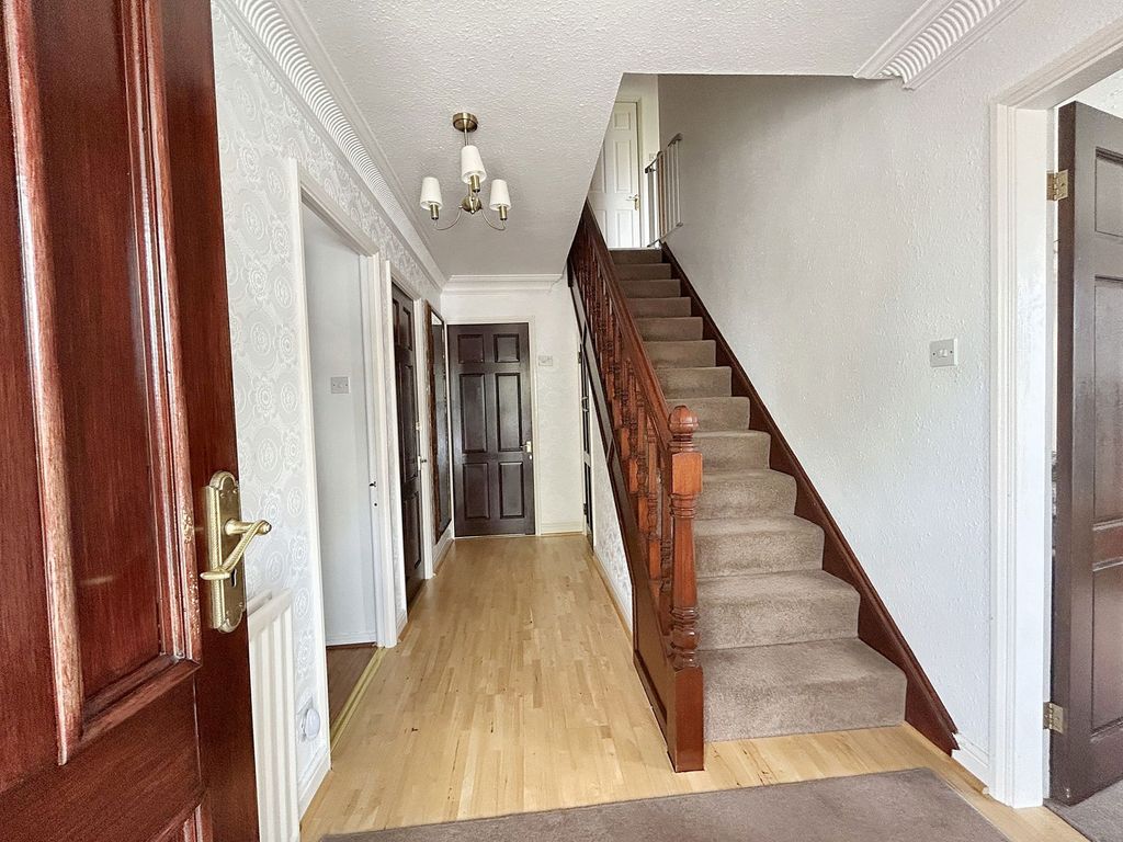 Property photo 3 of 26
