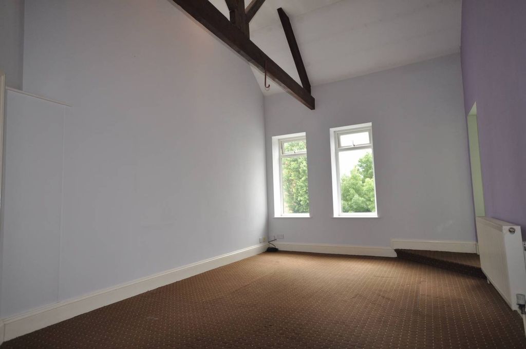 Property photo 3 of 11 Picture No. 05