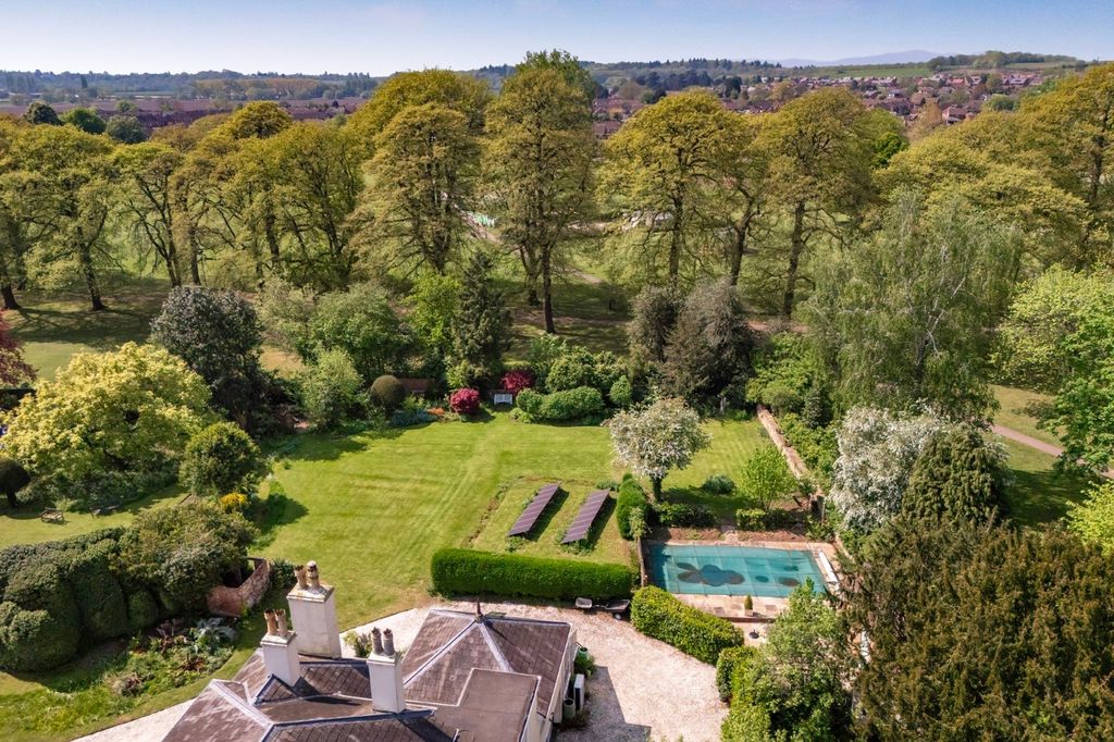 Additional image 25 of 7 bed detached house for salePershore WR10